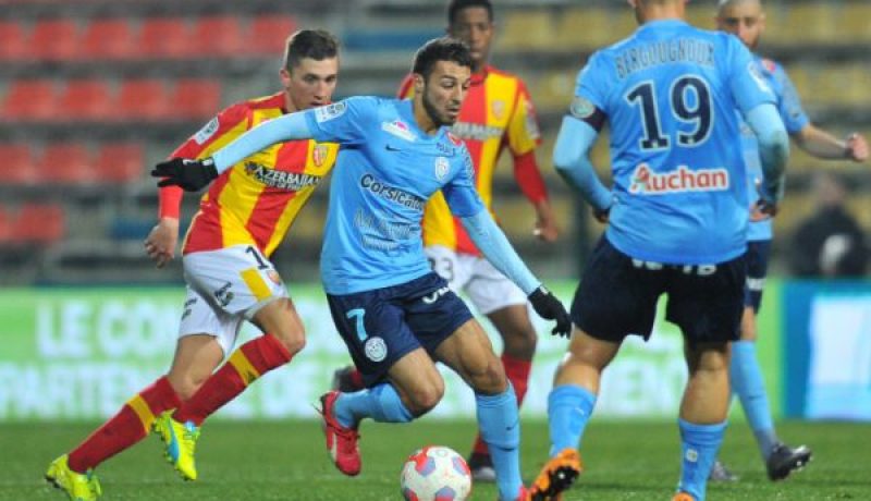 لاعب جزائري يقترب من الإلتحاق بنادي “بريست” !!