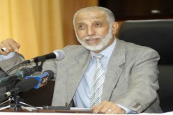 بلخادم‮ ‬يشجّع الشباب في‮ ‬البيّض