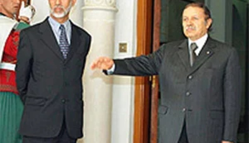 عبد العزيز يعود إلى منصب ممثل شخصي لرئيس الجمهورية:حكومة بلخادم لم تطبق قانون الوظيف العمومي ولم تقدم حصيلة الخوصصة