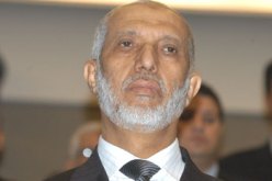 بلخادم باق وثلاثة وزراء يغادرون الحكومة قريبا..