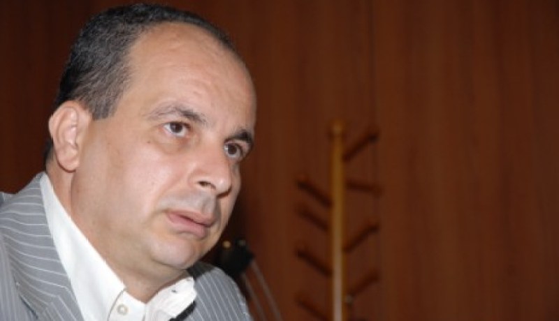 ''لم نخصص مدرجا خاصا للعائلات والنســاء أمـام الغـابون لأن الفاف ارتـأت دخولهـم مع الأنـصار''..؟