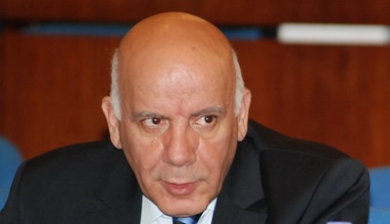 ''شاطرين'' في الإستيراد.. والتصدير ''يجيب ربي''