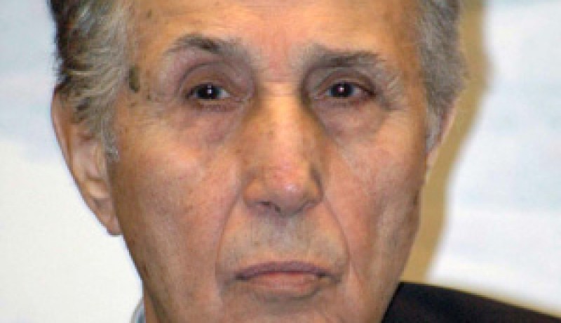 تعاون أمني بين الجزائر وباريس لرصد تحركات أحمد بن بلة!