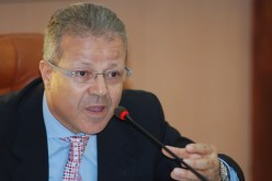 بن بوزيد يأمر مديري التربية بالخصم من أجور الأساتذة في أفريل