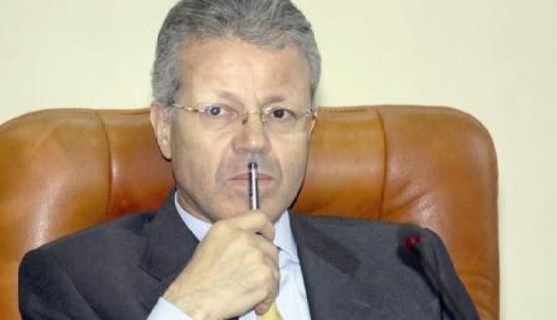 دروكدال يساند نقابات التربية