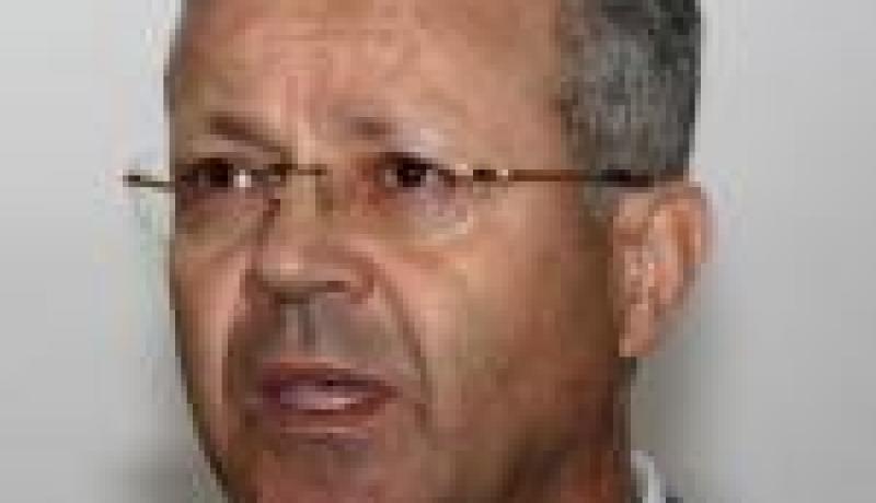 ''بن بوزيد'' يوصي خيرا بالمحجّبات