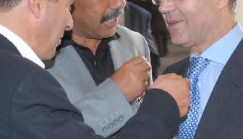 بن بوزيد المفضل لدى النواب
