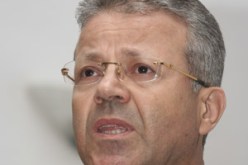 مَن الأعمى ومَن البصير .. يا سي المدير؟
