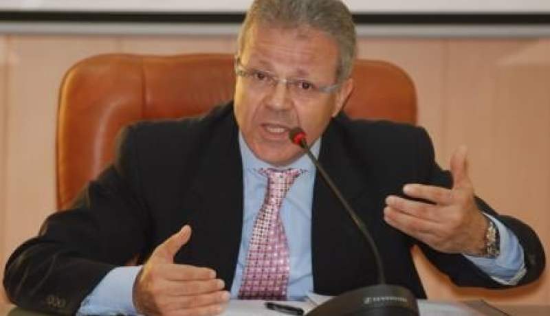 صرف أوّل منحة جامعية بـ 4 آلاف دينار شهـر جانفي المقبـل