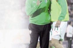 بن شيخة يتحمل عبء ''الخضر'' لوحده دون مساعديه