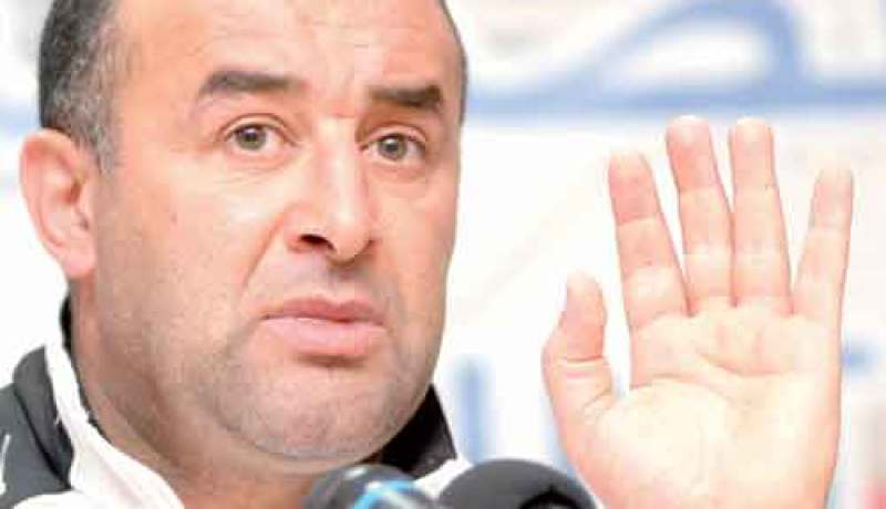 بن شيخة يفكر في الرحيل من على العارضة الفنية للخضر