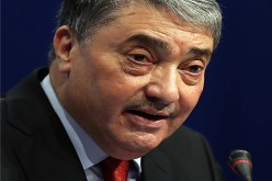 بن فليس غاضب من التلفزيون العمومي
