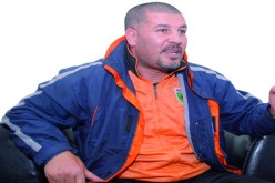 عباس‮ ‬يمنح تصريحا رئاسيا لبن ڤاسمية لزيـارة فلسطين دون تأشيرة إسرائيل
