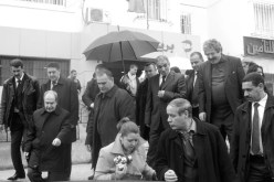 كاميـرات مراقبة وأعـوان حراسة  لتأميــن كافة مراكز البريـد