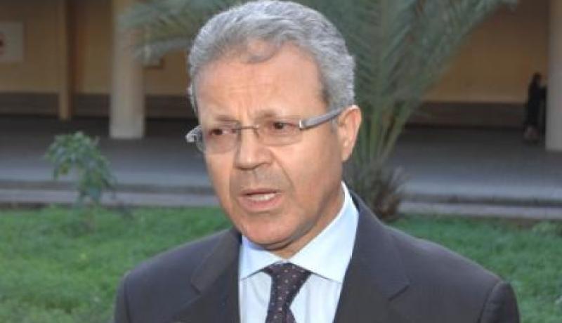 نقابات تحذر من النتائج التي ستسفر عنها اللجنة الحكومية وتهدد بالخروج إلى الشارع