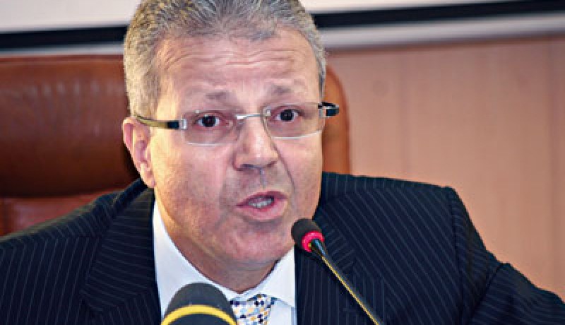 خصم ثلاثة أيام من أجور الأساتذة المتغيبين عن دوام الخميس