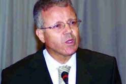 بن بوزيد يفضل أجنحة للطيران بدل نظام الإنقاذ!