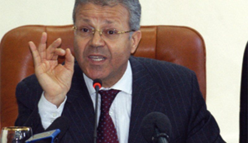 خرشي يشوش على بن بوزيد