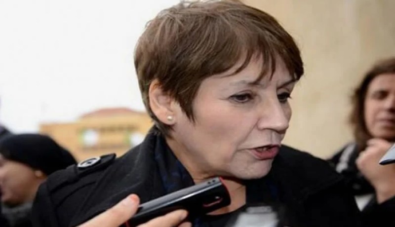 بن غبريط تنفي الاشاعات الكاذبة بخصوص ادراج العامية في المدارس