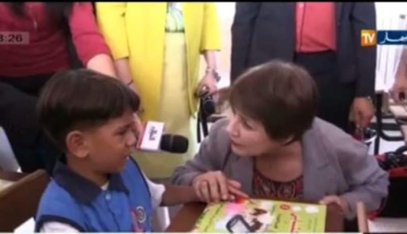 بالفيديو.. هكذا تعاملت بن غبريط مع موقف حرج وضعها فيه طفل بالابتدائي