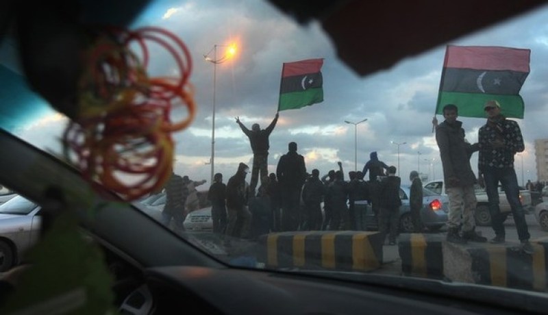 وزارة الدفاع الليبية تتهم من تصفهم با”لقاعدة”' بمهاجمة قوات الجيش غرب بنغازي