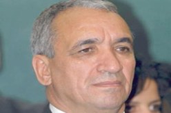 اتصالات الجزائر تعتمد العربية