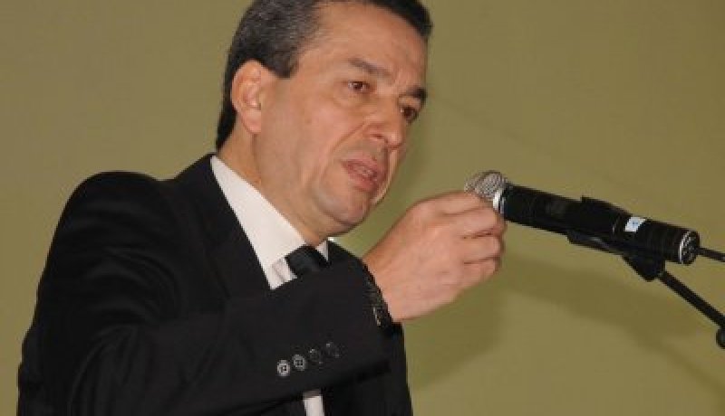 بن يونس يدعو الى تدعيم العلاقات الاقتصادية الجزائرية-البرازيلية