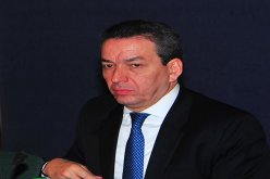 استقالات جماعية من حزب عمارة بن يونس واتهامه بممارسة «الديكتاتورية» والمحسوبية