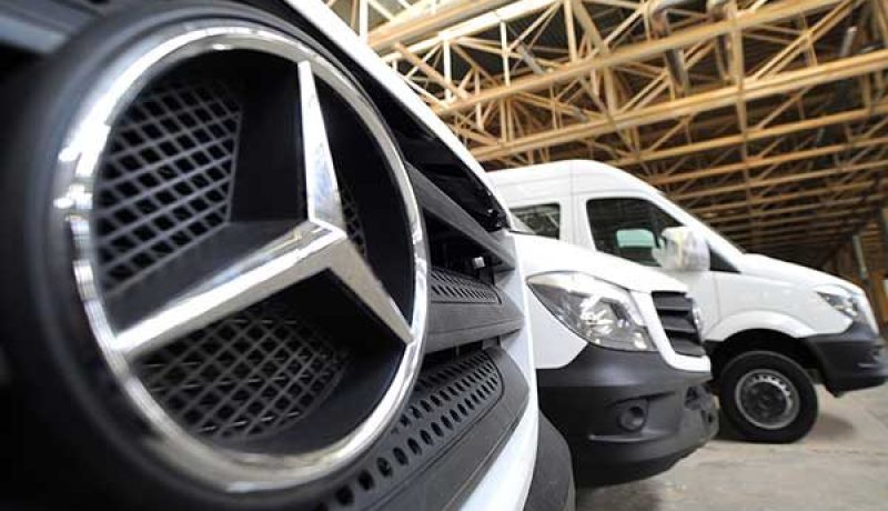 ملاّك علامة «مرسيدس» يقاضون وزير النقل ووالي العاصمة وسيناتور بتهمة الاعتداء على عقار