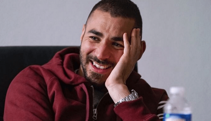 بن زيمة يتزوج سرا ويرزق بطفل