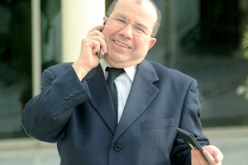 المومن يسبق في “أهلو”