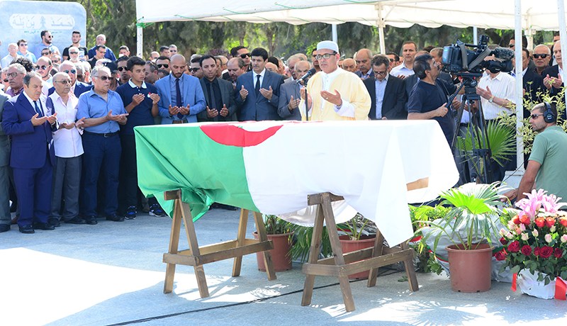بوعلام بسايح رجل الدولة يشيّع إلى مثواه الأخير