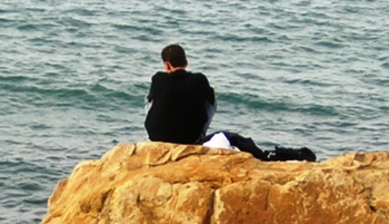 غسّلونا كما تغسل الحيوانات وعشت الجحيم في السجون اليونانية