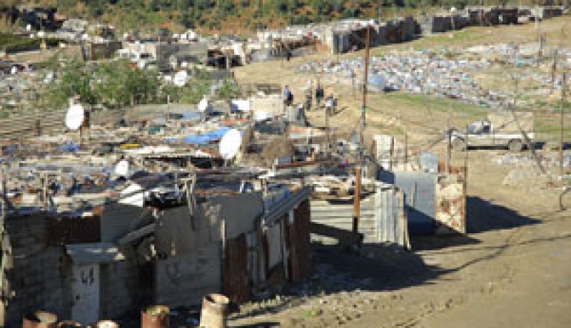 سكان مركز العبور ببومعطي يستغيثون و يطالبون بتدخل الجهات الوصية