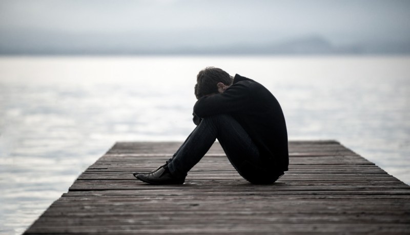 كرم وسخاء جعلني أعيش فوق السحاب لأرتطم بالسراب