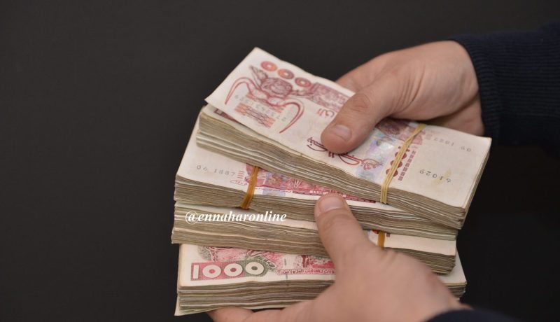 تلميذة ضمن عصابة سطت على منزل طبيب واستولت على مليارين في ميلة