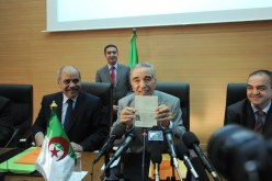 بطاقات تعريف،‮ ‬رخص سياقة وبطاقات رمادية بيومترية قريبا‮