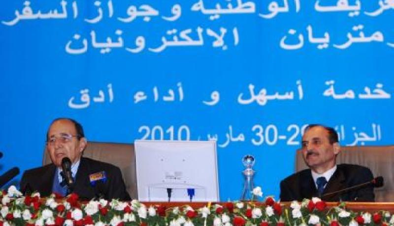 إعطاء حرية اختيار نزع الخمار أو عدمه للمحجبات بالدوائر النموذجية