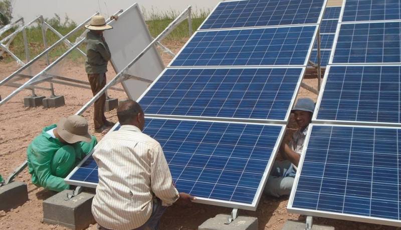  تجهيز 60 بئرا رعويا بالطاقة الشمسية بورقلة
