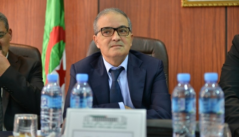 بلعايب يروّج للخميرة الفرنسية