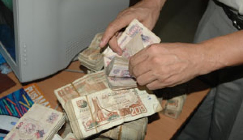 إحالة 40 مستثمرا أغلبهم أجانب على العدالة بتهمة تبييض الأموال