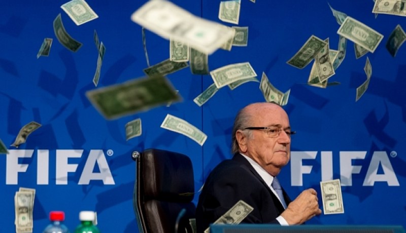 “بلاتر” في روسيا وسيُتابع مواجهة المغرب والبرتغال !!