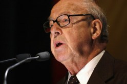 بليكس يشكك فى “سلامة حكم” بوش وبلير على الامور عند غزوالعراق