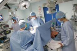 وزير الصحة يعطي موافقته على إنشاء بباتنة مصلحة للجراحة بالأشعة الأولى من نوعها بالجزائر