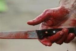 حـفـار قـبـور يـطـعـن الـمـيـر ثـلاث مــرات فـي قـصـر الـبـخـاري بـالـمـديـــة