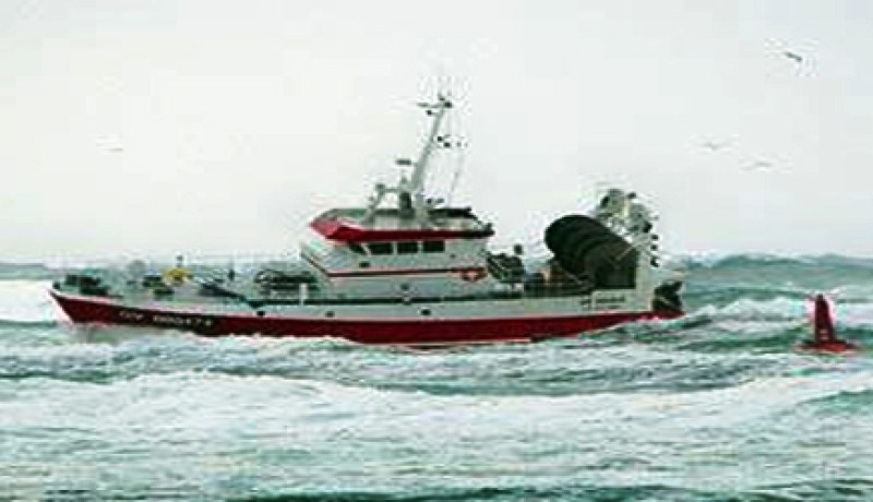 فقدان صياد وإنقاذ إثنين في انقلاب قارب بسواحل مستغانم