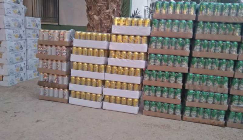 بالصور.. الدرك يُطيح بمرّوج كحول فتح مستودع بين مسجدين بورقلة