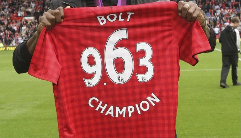 “بولت” لاعباً لليونايتد في مباراة الأساطير أمام برشلونة