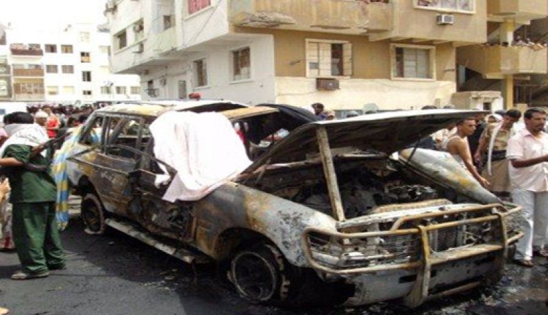 عاجل: مقتل 30شخصا نتيجة إنفجار سيارة مفخخة داخل القصر الجمهوري في المكلا جنوب اليمن