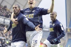 بوعزة‮ ‬يتألق ويسجل في‮ ‬أولى مبارياته مع‮ ''‬ميلوال‮'' ‬الإنجليزي